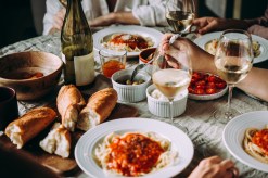 Exploring Foodie Destinations: Uncovering the Best Local Cuisine